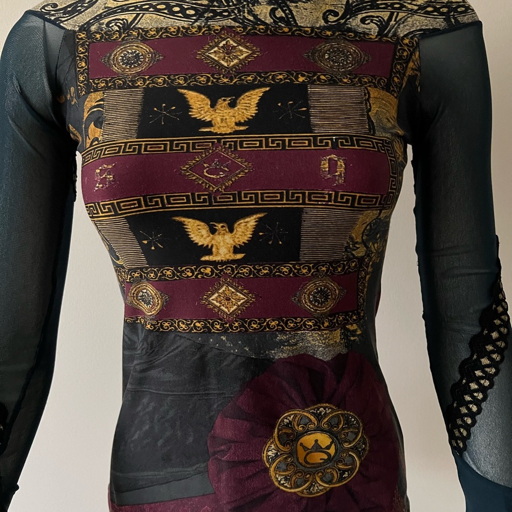 Gorgeous Save The Queen Top made in Italy